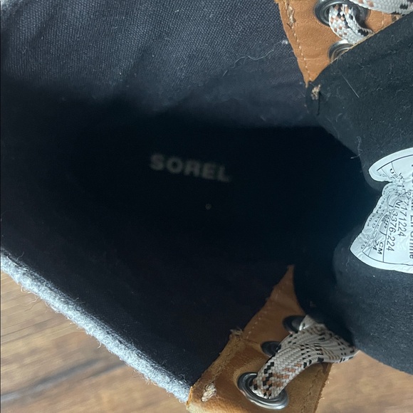 Sorel Women's Brown and Gray Lace-Up Boots - Picture 5 of 6